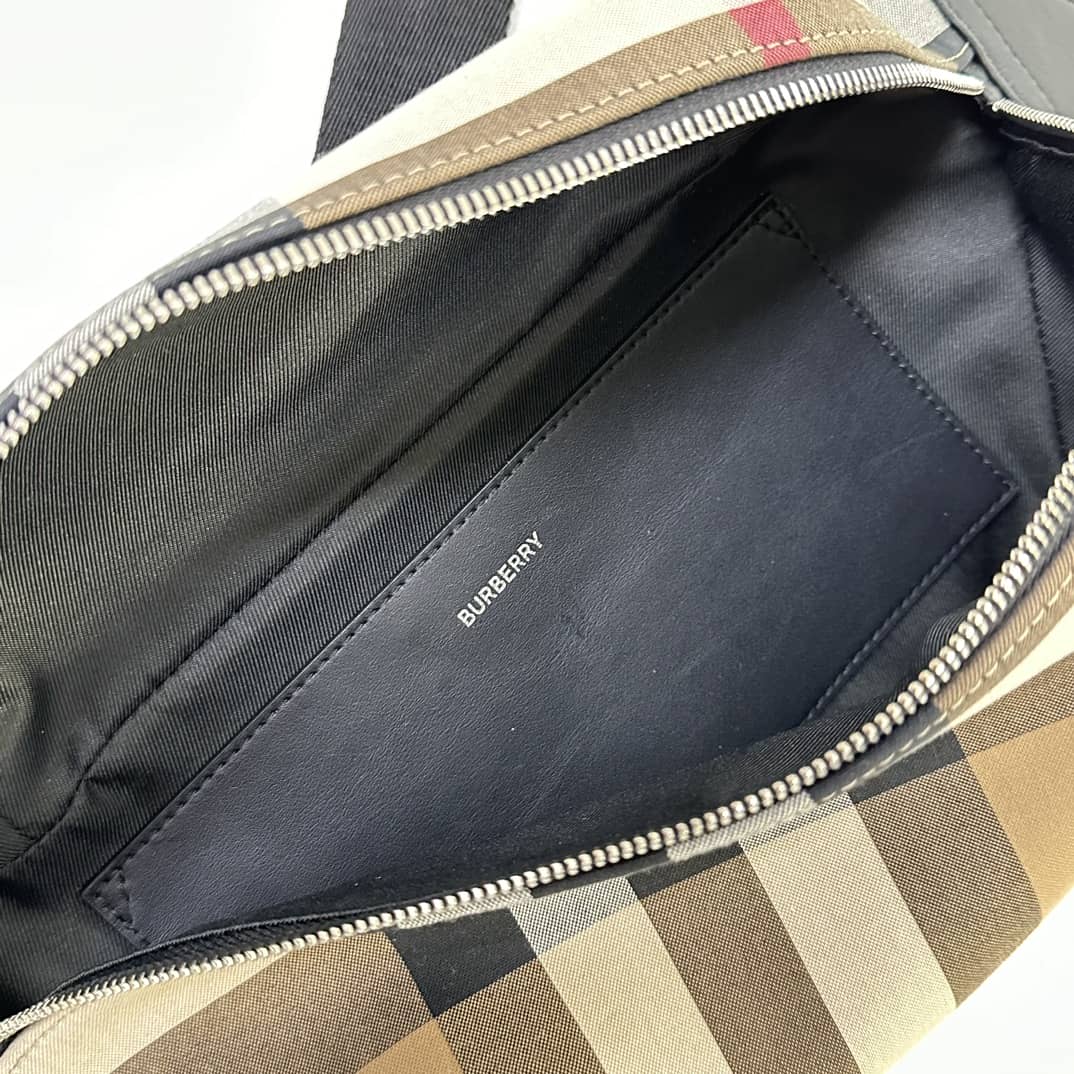 BURBERRY BB9003 MAN'S BAG