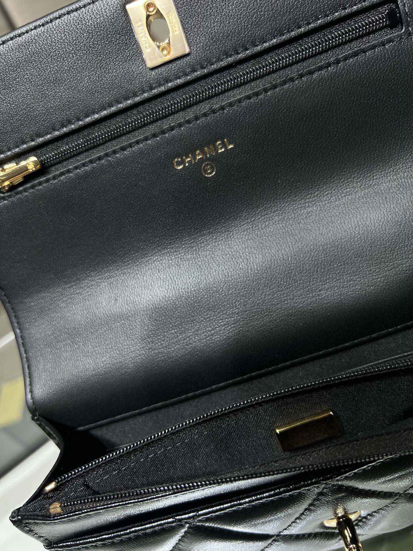 CHANEL AP3316Y LADY'S BAG