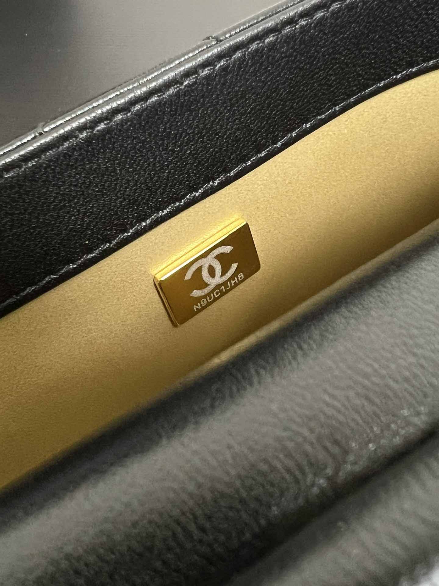 CHANEL AP4986 LADY'S BAG