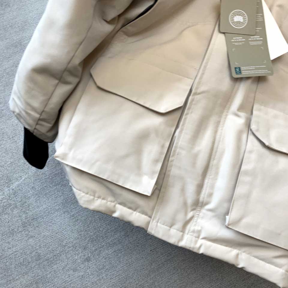 CANADA GOOSE CEC524027 AUTUMN AND WINTER DOWN JACKET