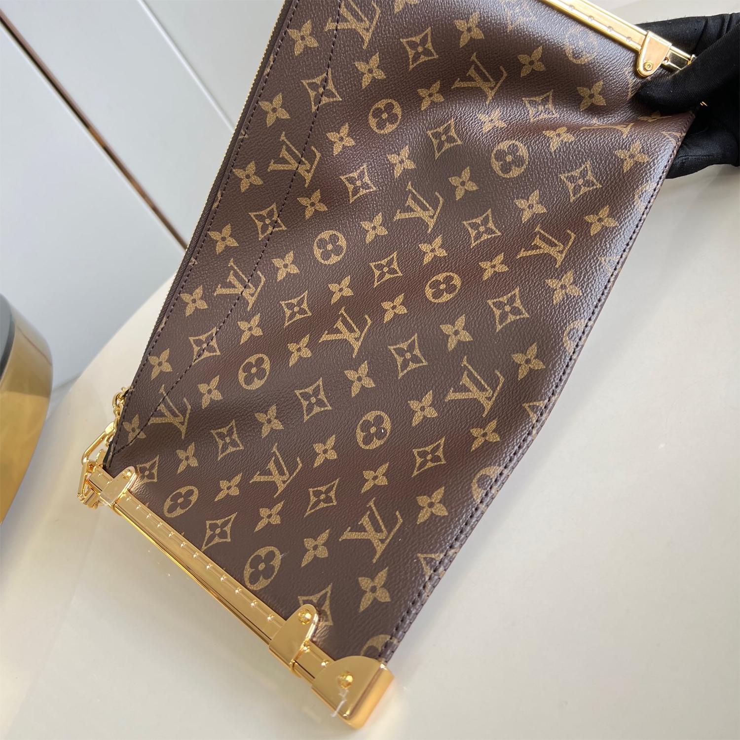 LOUIS VUITTON M12075 LADY'S BAG