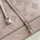 LOUIS VUITTON M12139 LADY'S BAG