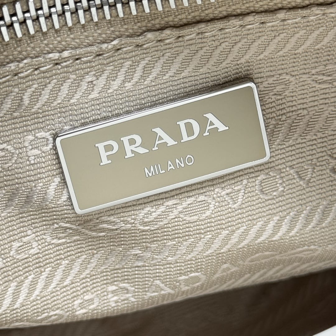 PRADA PA1BC151 LADY'S BAG