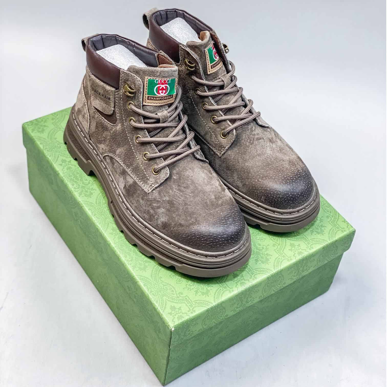 GUCCI GIS516552 MEN‘S HIGH TOP CASUAL CALFSKIN ENVIRONMENTALLY FRIENDLY TASTELESS SHOES EU39-EU44